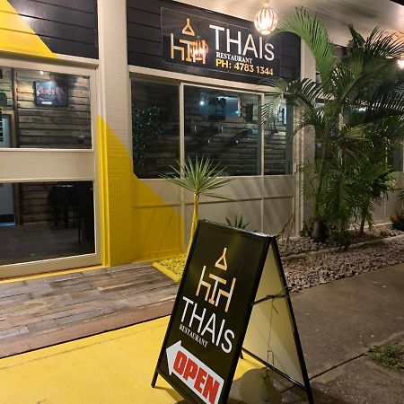 Tropical City Motor Inn Ayr Bagian luar foto