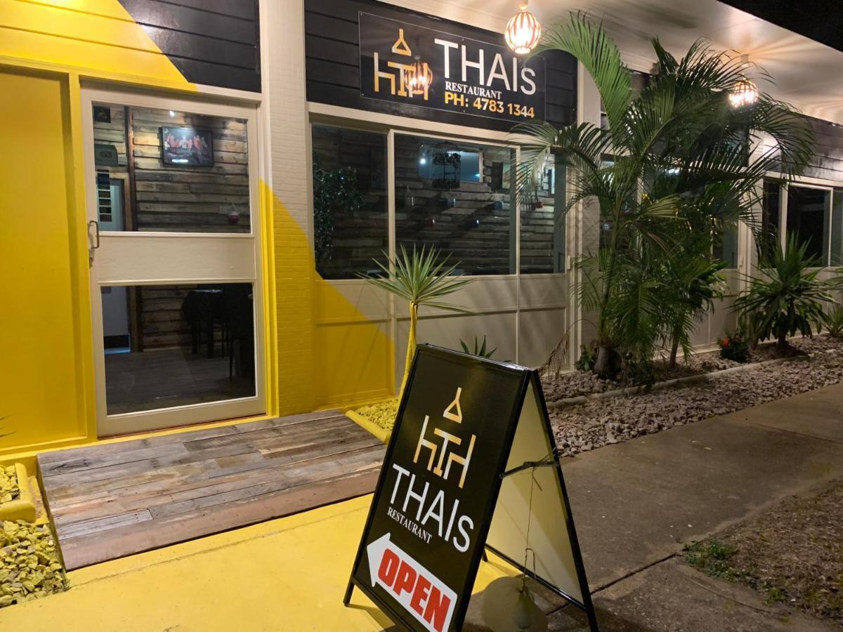 Tropical City Motor Inn Ayr Bagian luar foto
